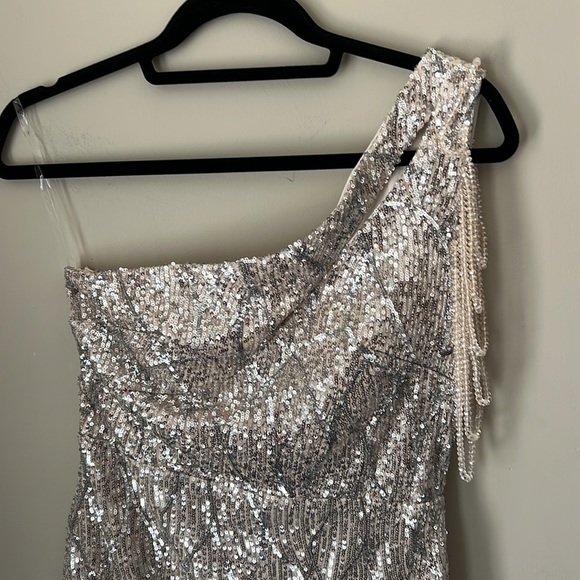 NWT One Shoulder Sequins Nude Dress - Picture 8 of 10
